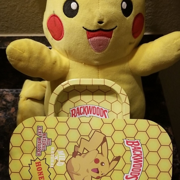 Backwood Rolling Tray Pickachu (Pokemon) - Picture 5 of 8